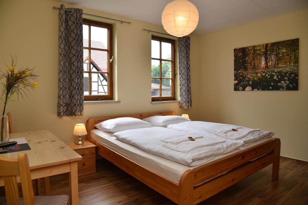 Thueringer Landhotel Edelhof Uhlstädt Exterior foto